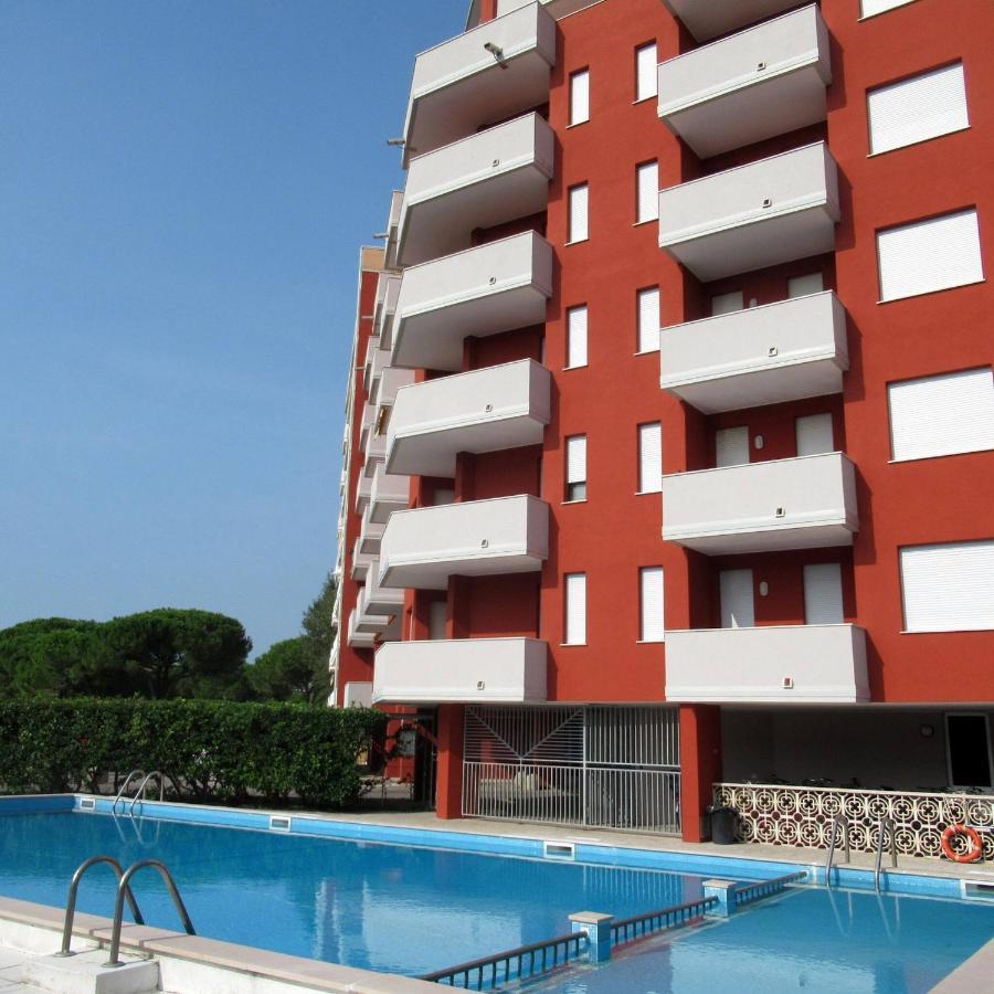 Modern Flat For 6 With Shared Pool Appartamento Porto Santa Margherita di Caorle Esterno foto